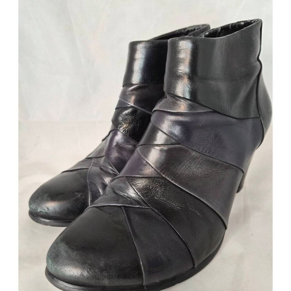 Spring step boots - Picture 4 of 7